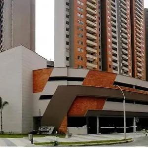 Confortable Apartamento Familiar , Medellin Colombia